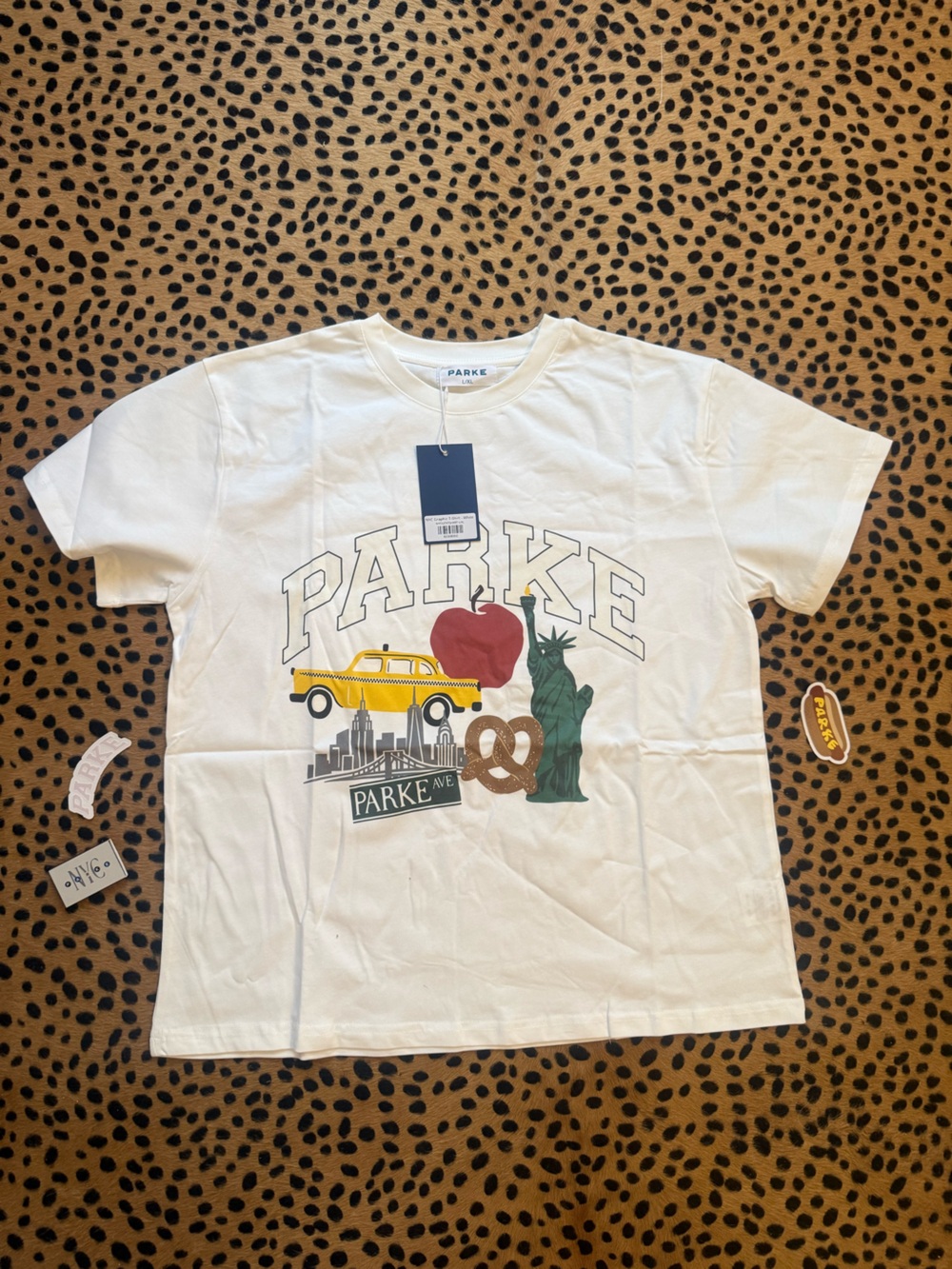 PARKE NYC Exclusive Graphic T-Shirt- size large/xl